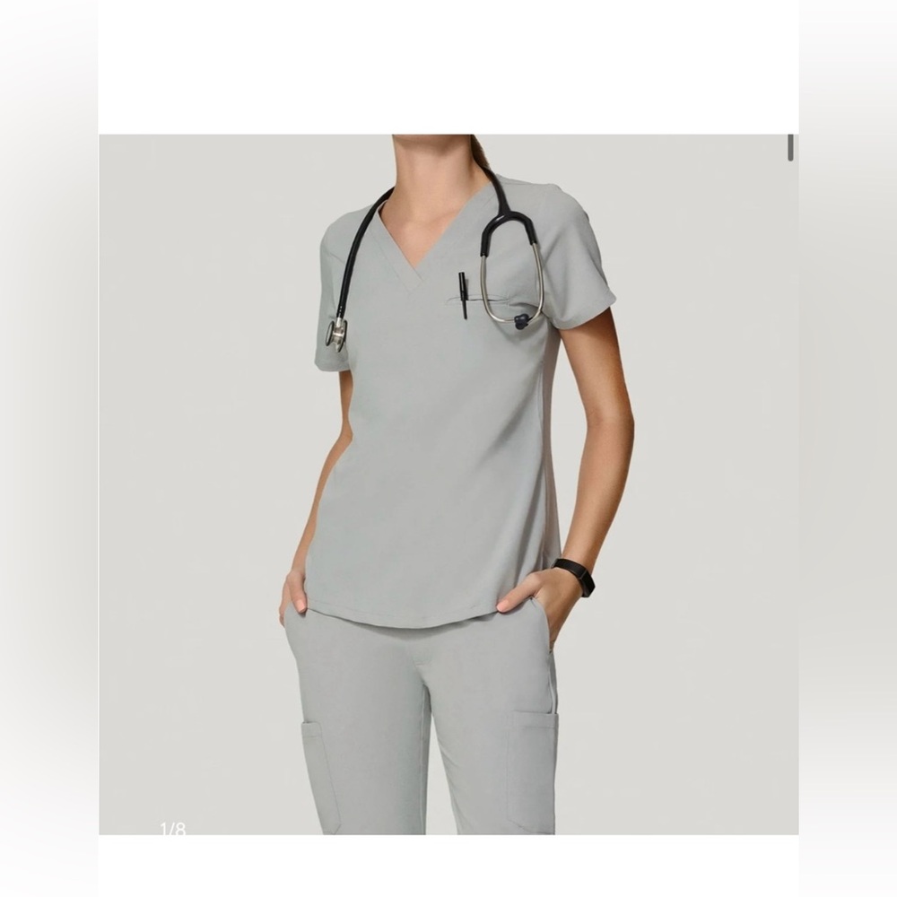 Mandala Gray (Cloud) Scrub Set (Top -S and Bottom - M)